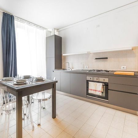 Roomy Apartment Close To Subway M5! Mailand Exterior foto