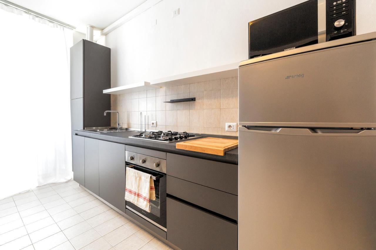 Roomy Apartment Close To Subway M5! Mailand Exterior foto