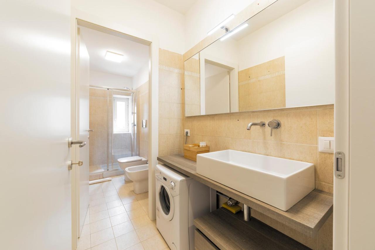 Roomy Apartment Close To Subway M5! Mailand Exterior foto